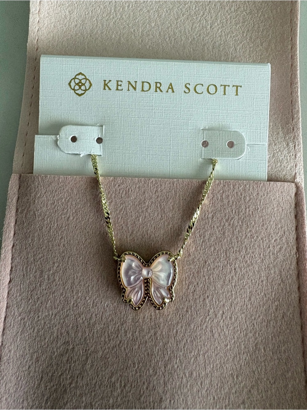 Kendra Scott, Haley bow necklace mother of pearl